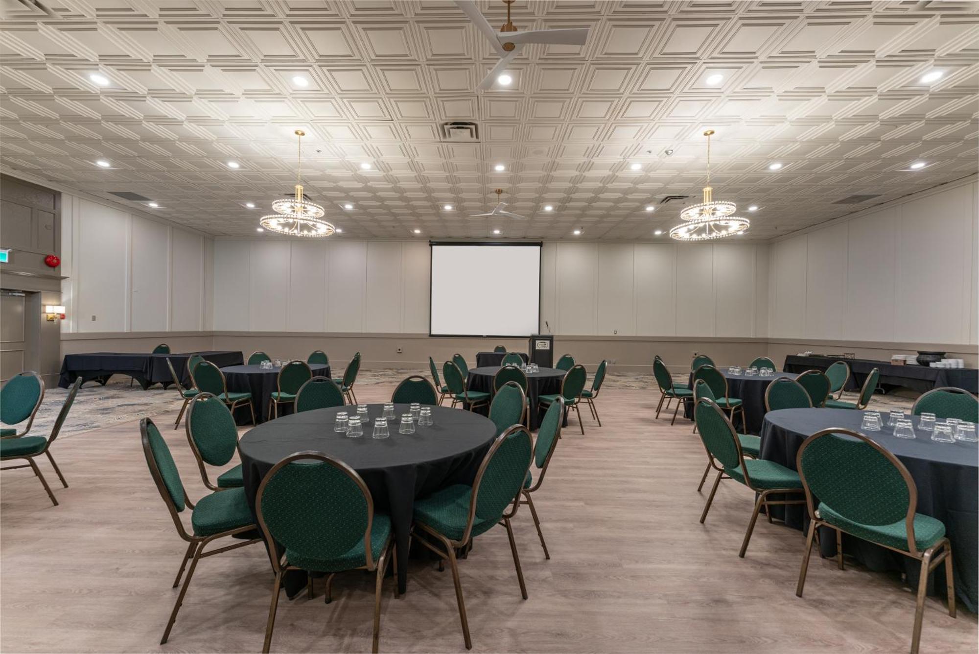 Prestige Vernon Lodge Экстерьер фото