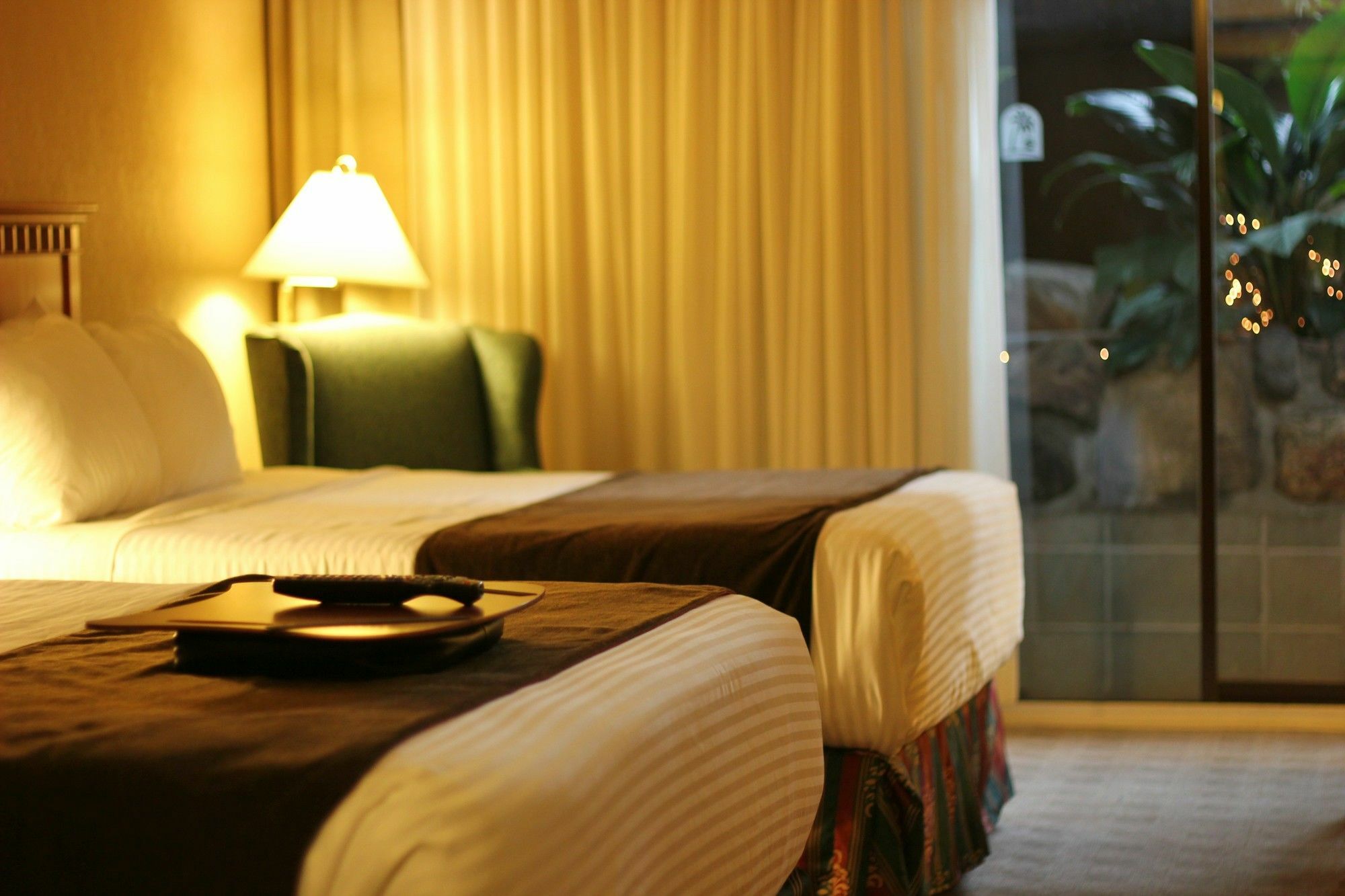 Prestige Vernon Lodge Экстерьер фото