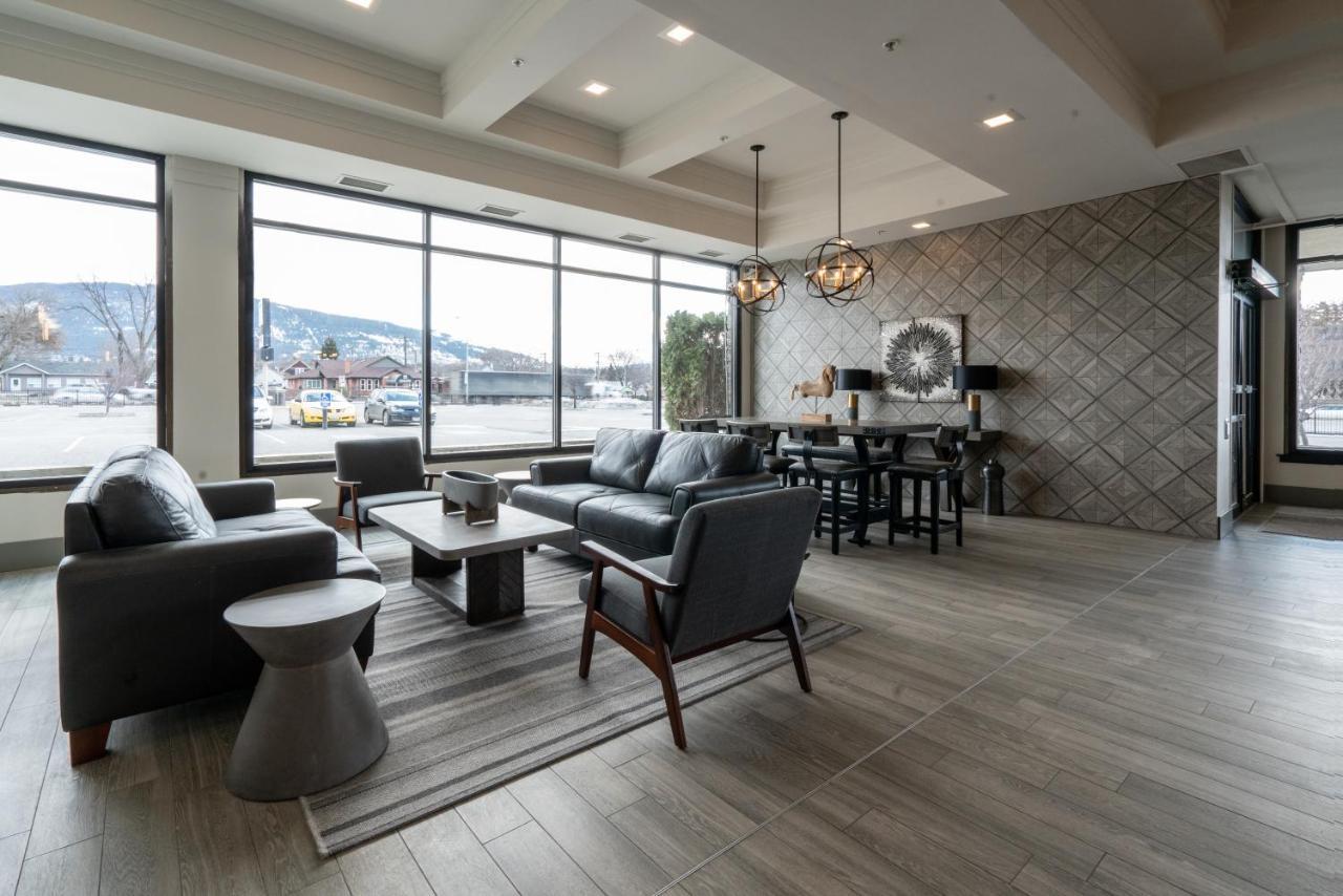 Prestige Vernon Lodge Экстерьер фото